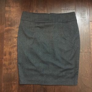 Women’s knee length black and grey skirt